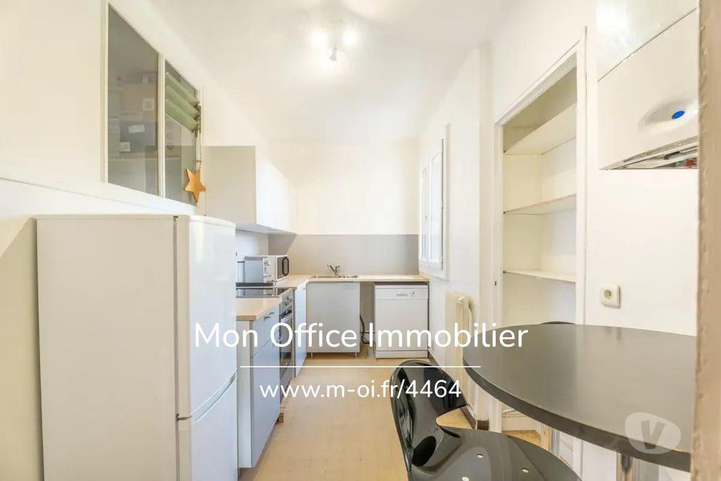 Appartements à vendre Bouches-du-Rhône Aix en Provence - Photos Vivastreet (4464-ETH.) Référence : 4464-ETH. - Appartement - T3 - 80m2 -...