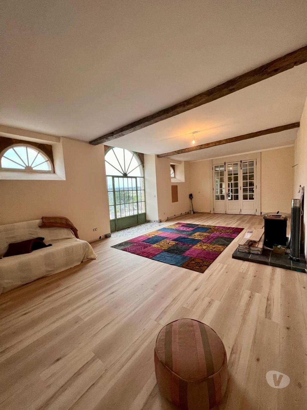 Vente Maison Hautes-Pyrénées Castelnau Magnoac - 65230 - Photos Vivastreet Manoir avec 14 hectares, carrière professionnelle et écuries,