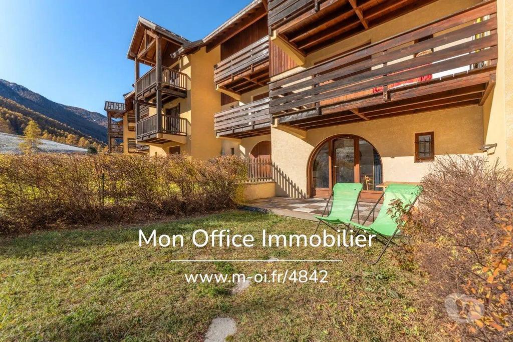 Appartements à vendre Hautes-Alpes Crevoux - 05200 - Photos Vivastreet (4842-EBO.) Référence : 4842-EBO. - Appartement 2 pièces avec...