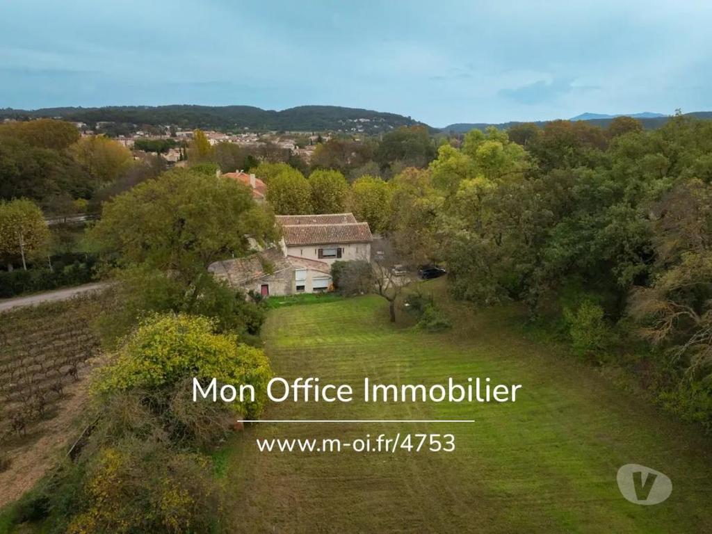 Vente Maison Bouches-du-Rhône Luynes - 13080 - Photos Vivastreet (4753-NGU) Référence : 4753-NGU - Exclusivité - Maison - À...