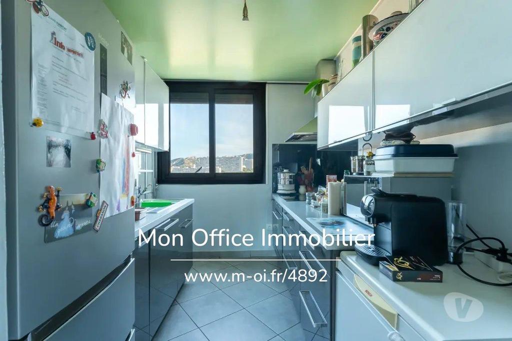 Appartements à vendre Bouches-du-Rhône Marseille - Photos Vivastreet (4892-MCO) Référence : 4892-MCO - Exclusivité Appartement 4...