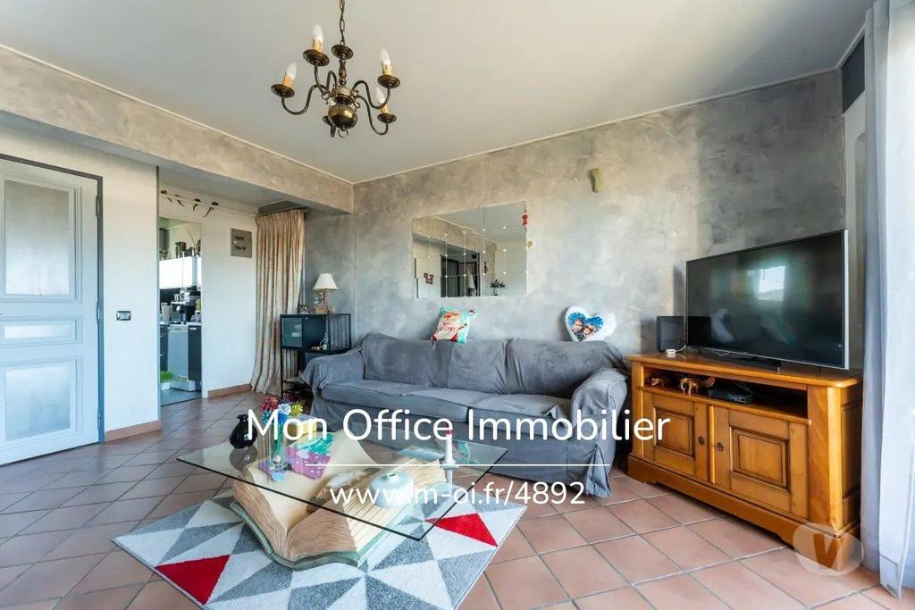Appartements à vendre Bouches-du-Rhône Marseille - Photos Vivastreet (4892-MCO) Référence : 4892-MCO - Exclusivité Appartement 4...