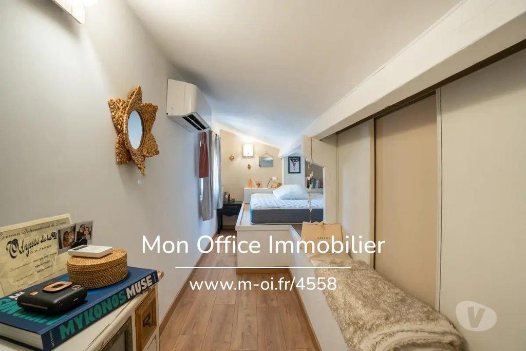Vente Maison Bouches-du-Rhône La Ciotat - 13600 - Photos Vivastreet (4558-VCA.) Référence : 4558-VCA. - Maison rénovée quartier...
