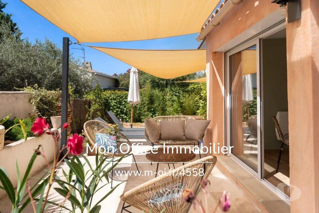 Vente Maison Bouches-du-Rhône La Ciotat - 13600 - Photos Vivastreet (4558-VCA.) Référence : 4558-VCA. - Maison rénovée quartier...