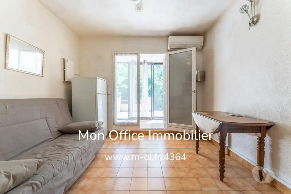 Appartements à vendre Var Sanary sur Mer - 83110 - Photos Vivastreet (4364-NGU) Référence : 4364-NGU - Appartement 2 pièces