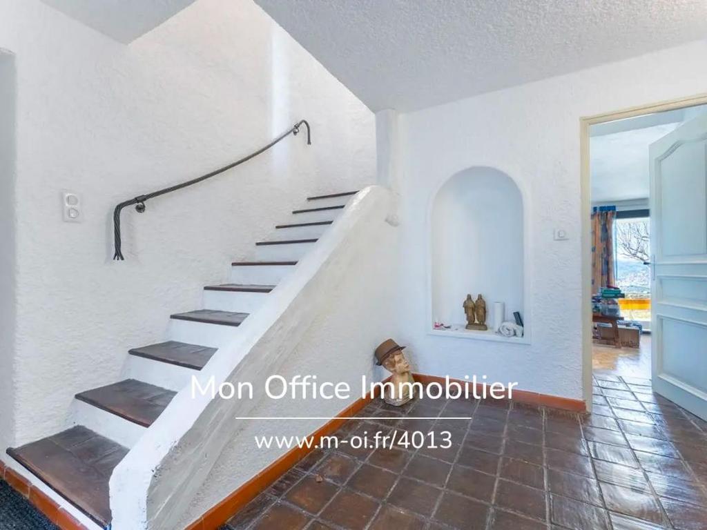 Vente Maison Hautes-Alpes St Andre d'Embrun - 05200 - Photos Vivastreet (4013-MTE) Référence : 4013-MTE - Villa de 200 m2 calme -...