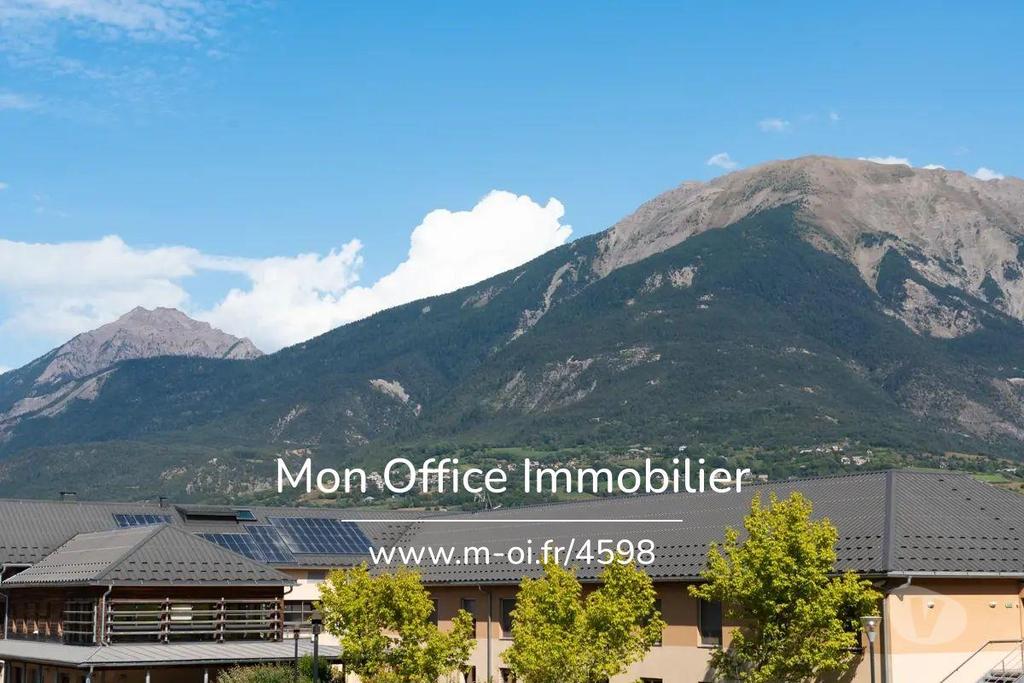 Appartements à vendre Hautes-Alpes Embrun - 05200 - Photos Vivastreet (4598-MTE) Référence : 4598-MTE - Appartement Type 2-centre...