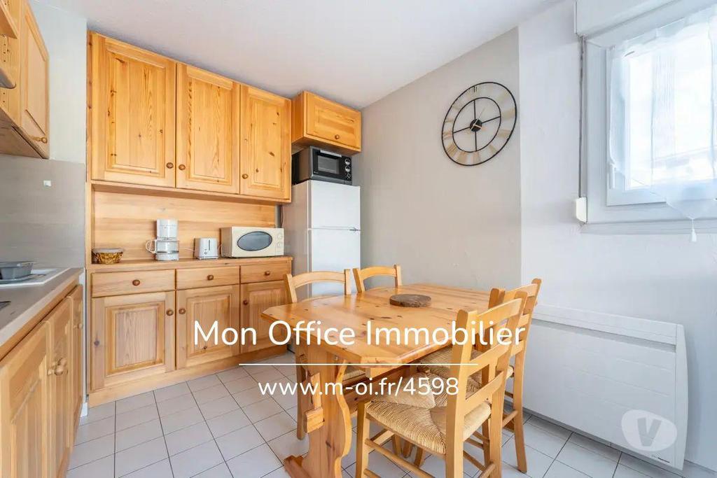Appartements à vendre Hautes-Alpes Embrun - 05200 - Photos Vivastreet (4598-MTE) Référence : 4598-MTE - Appartement Type 2-centre...