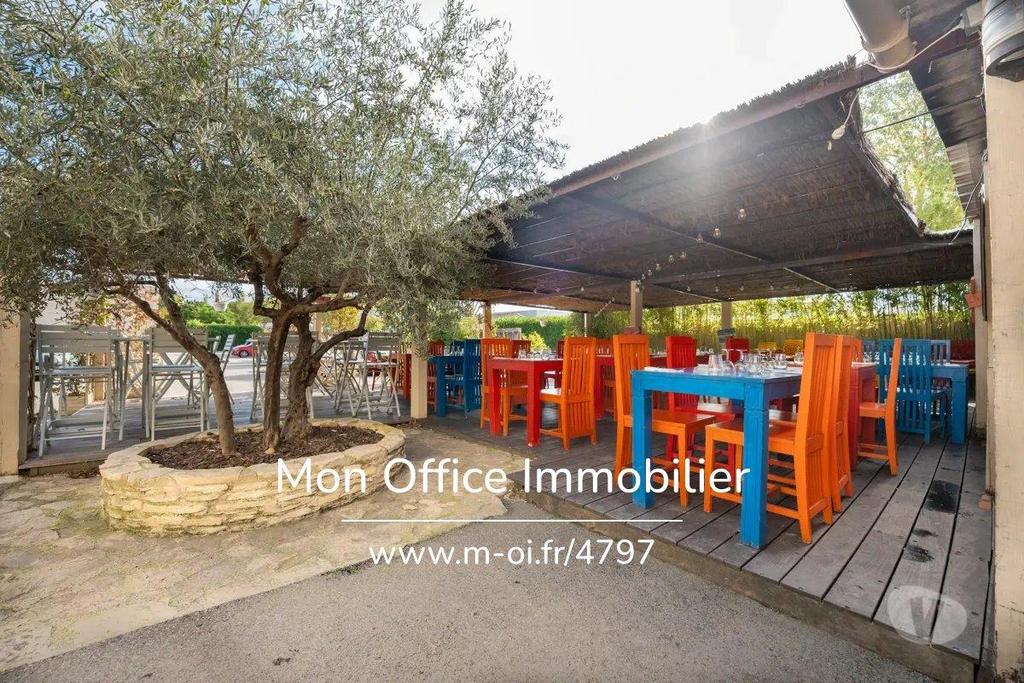 Fond de Commerce a vendre Vaucluse Pertuis - 84120 - Photos Vivastreet (4797-MCO.) Référence : 4797-MCO. - Exclusivité droit au bail...