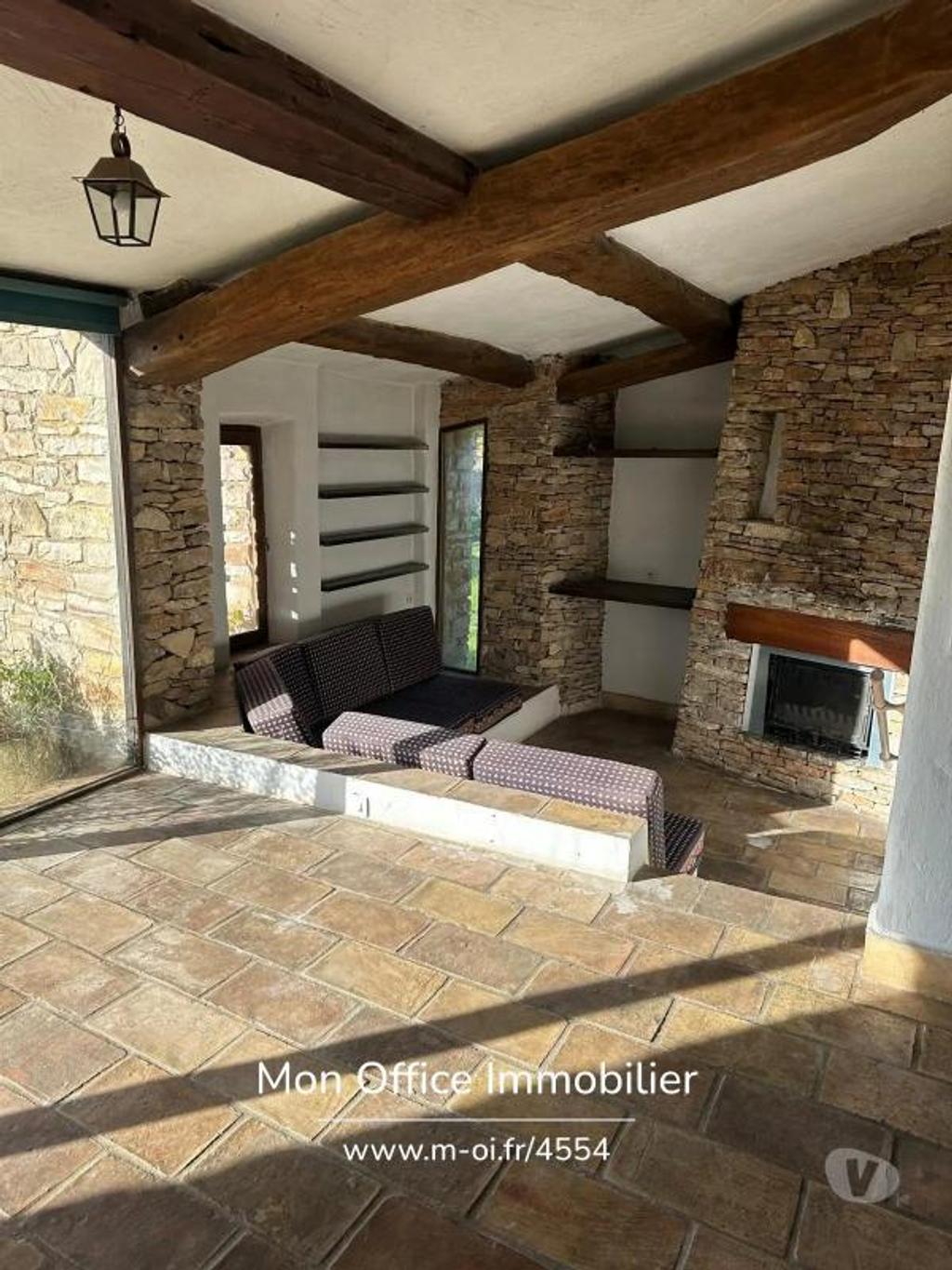 Vente Maison Bouches-du-Rhône St Marc Jaumegarde - 13100 - Photos Vivastreet (4554-AUS.) Référence : 4554-AUS. - Maison à rénover sur...