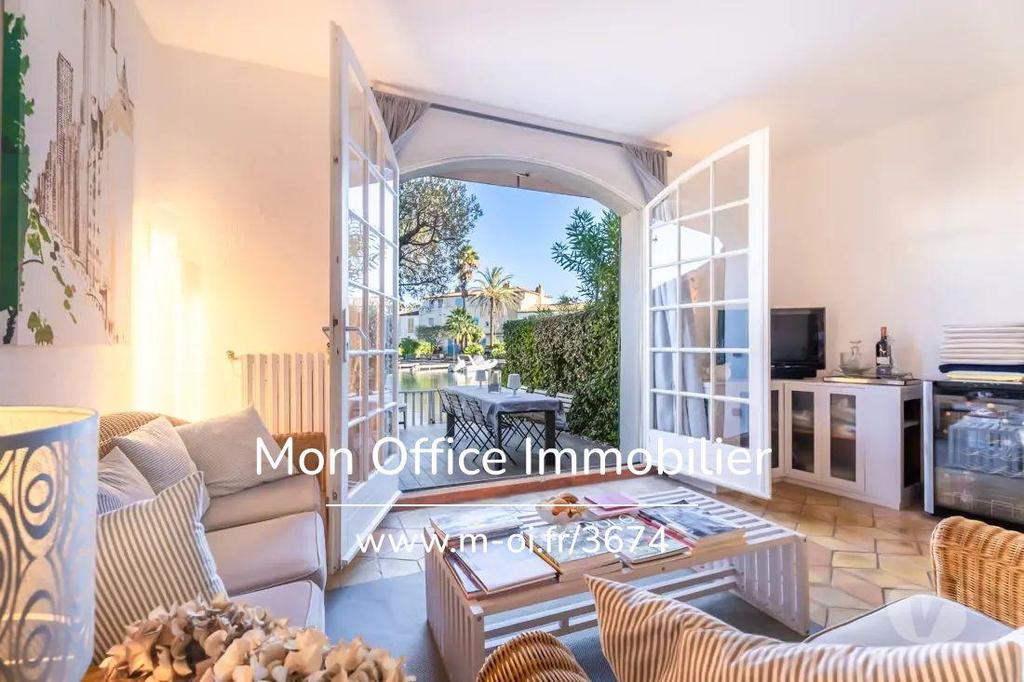 Vente Maison Var Grimaud - 83310 - Photos Vivastreet (4840-SIC.) Référence : 4840-SIC. - Un cocon avec amarrage...