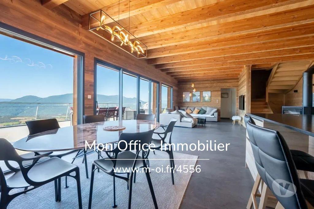 Vente Maison Hautes-Alpes Prunieres - 05230 - Photos Vivastreet (4590-MTE) Référence : 4590-MTE - Chalet haut de gamme - Vue...