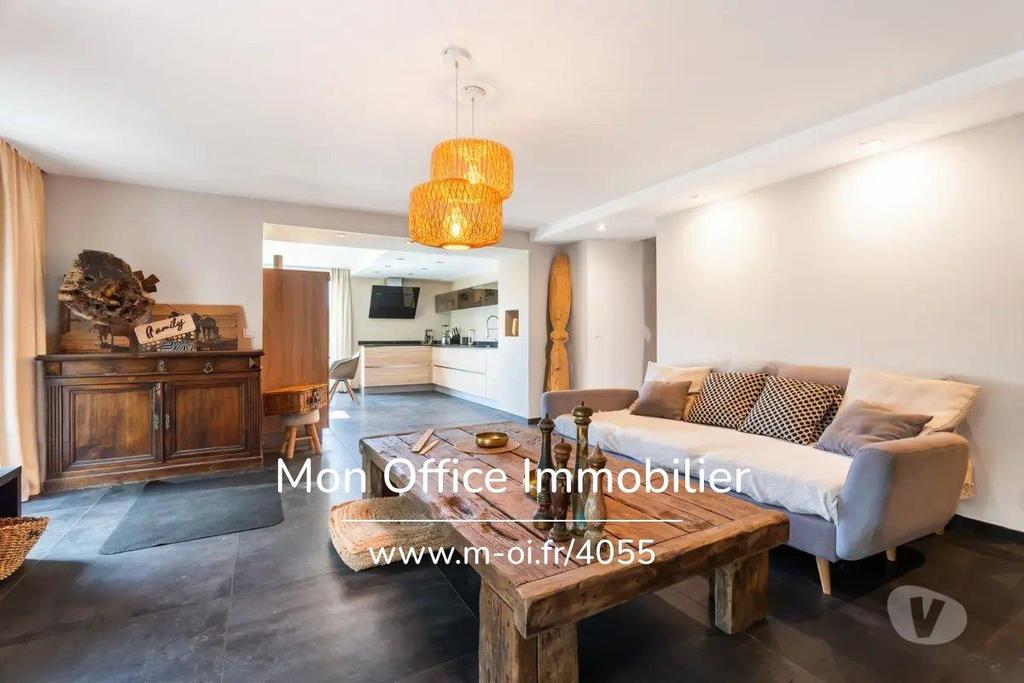 Vente Maison Var Le Castellet - 83330 - Photos Vivastreet (4769-VCA) Référence : 4769-VCA - Bergerie du 19 ème avec une...