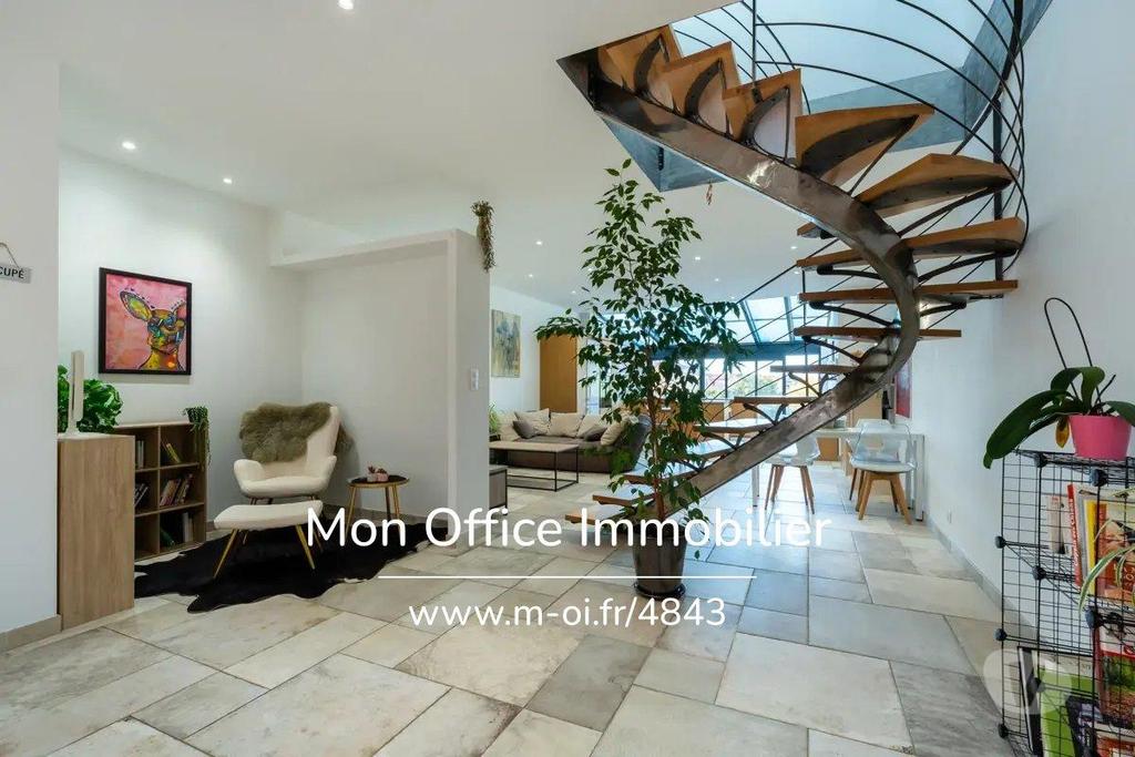Vente Maison Var Rians - 83560 - Photos Vivastreet (4843-SJO) Référence : 4843-SJO - Maison de ville et...