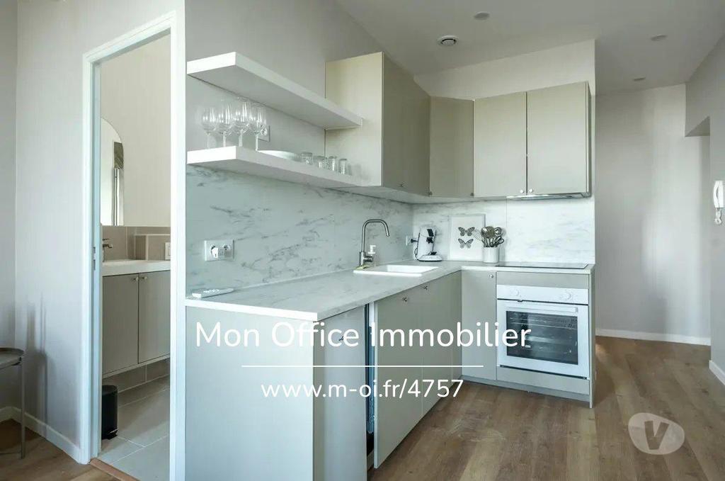 Appartements à vendre Alpes-Maritimes Grasse - 06130 - Photos Vivastreet (4757-ACH.) Référence : 4757-ACH. - Appartement T2 meublé...