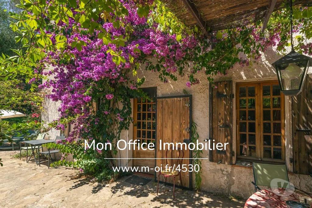 Vente Maison Var Bandol - 83150 - Photos Vivastreet (4530-VCA.) Référence : 4530-VCA. - Villa "Mon bel oranger" à...