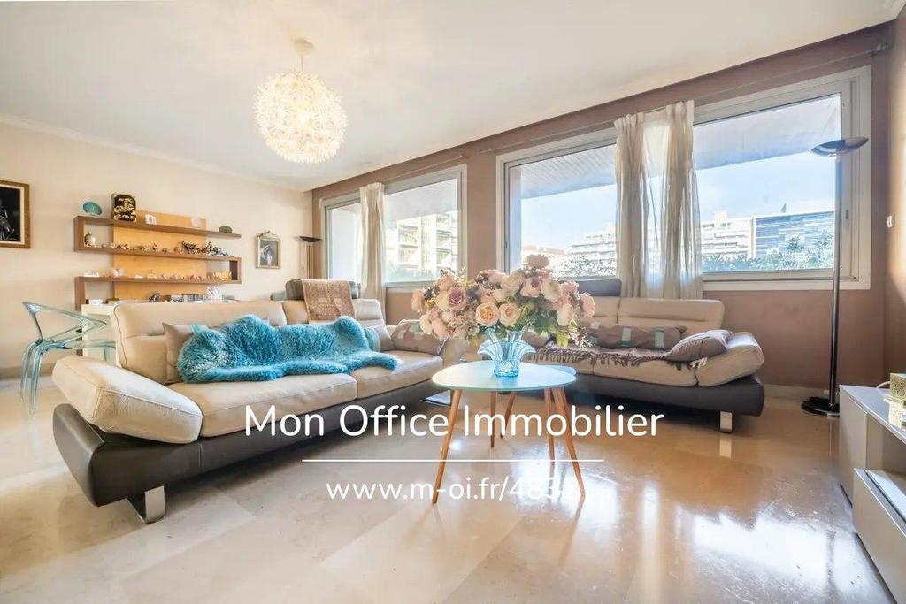 Appartements à vendre Bouches-du-Rhône Marseille - Photos Vivastreet (4832-CRO) Référence : 4832-CRO - Appartement 3 pièces