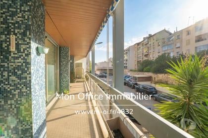Vente Appartement Marseille Marseille - Photos Vivastreet (4832-CRO) Référence : 4832-CRO - Appartement 3 pièces