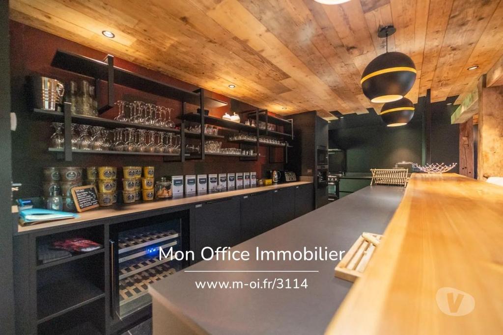Vente Maison Haute-Savoie Petit Bornand les Glieres - 74130 - Photos Vivastreet (3935-TCA.) Référence : 3935-TCA. - Chalet de haut standing 5...
