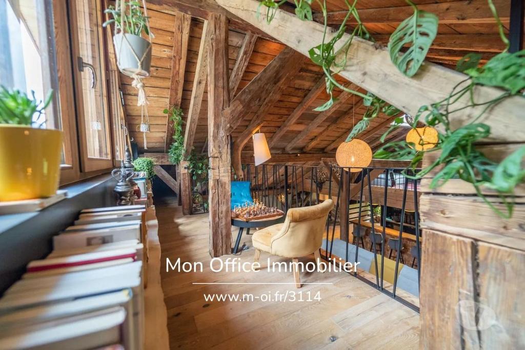 Vente Maison Haute-Savoie Petit Bornand les Glieres - 74130 - Photos Vivastreet (3935-TCA.) Référence : 3935-TCA. - Chalet de haut standing 5...