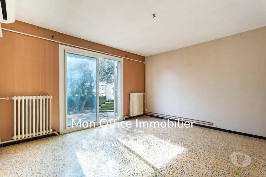 Vente Maison Bouches-du-Rhône Les Pennes Mirabeau - 13170 - Photos Vivastreet (4037-ABR.) Référence : 4037-ABR. - Maison 5 pièces