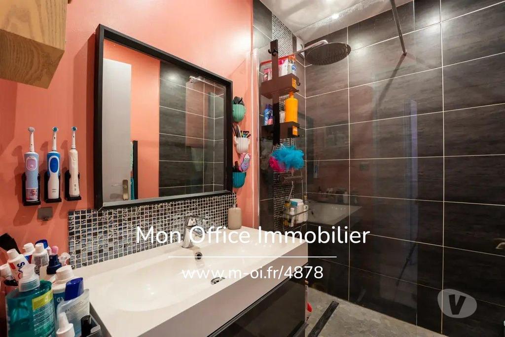 Appartements à vendre Bouches-du-Rhône Marseille - Photos Vivastreet (4878-MCO) Référence : 4878-MCO - Appartement 3 pièces 64 m2...