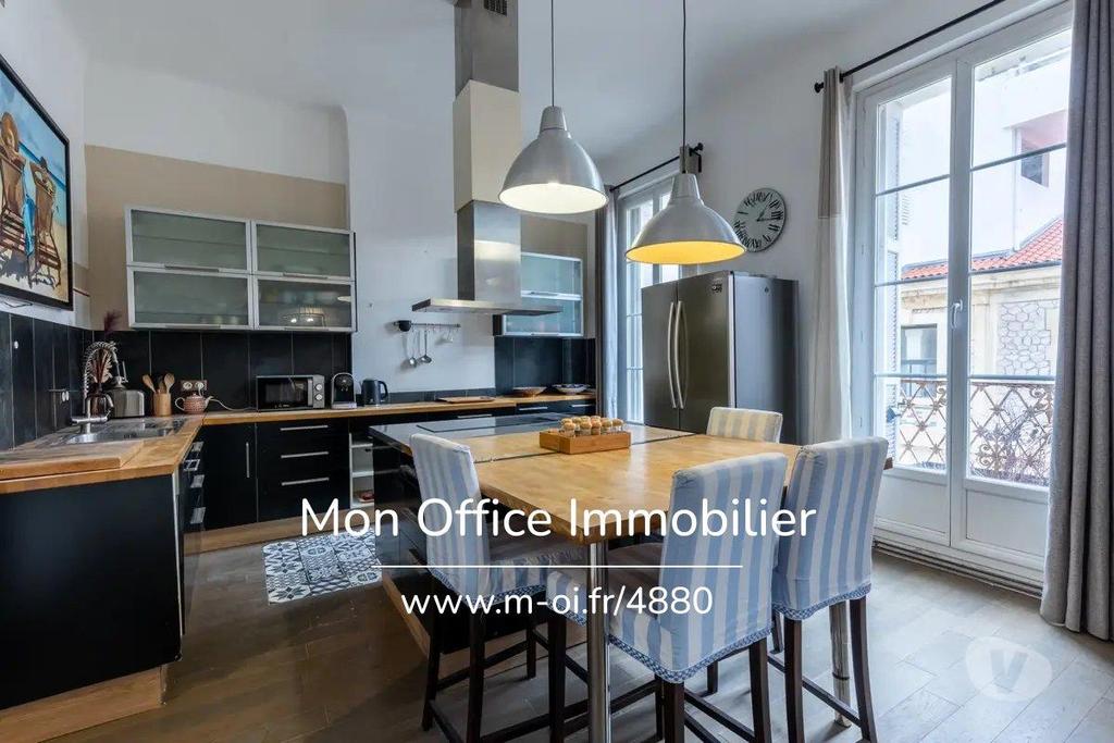 Appartements à vendre Bouches-du-Rhône Marseille - Photos Vivastreet (4880-AFO) Référence : 4880-AFO - Appartement 3 pièces +...