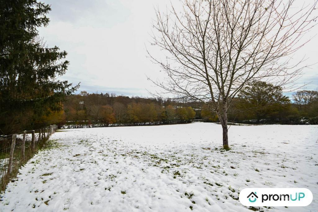 Terrain à vendre Yonne Moutiers en Puisaye - 89520 - Photos Vivastreet (V6932) Terrain constructible de 6352 m2 à MOUTIERS-EN-PUISAYE