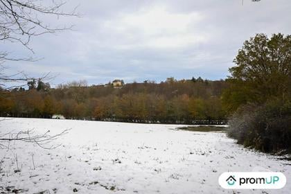 Vente Terrain Moutiers en Puisaye Yonne - Photos Vivastreet (V6932) Terrain constructible de 6352 m2 à MOUTIERS-EN-PUISAYE