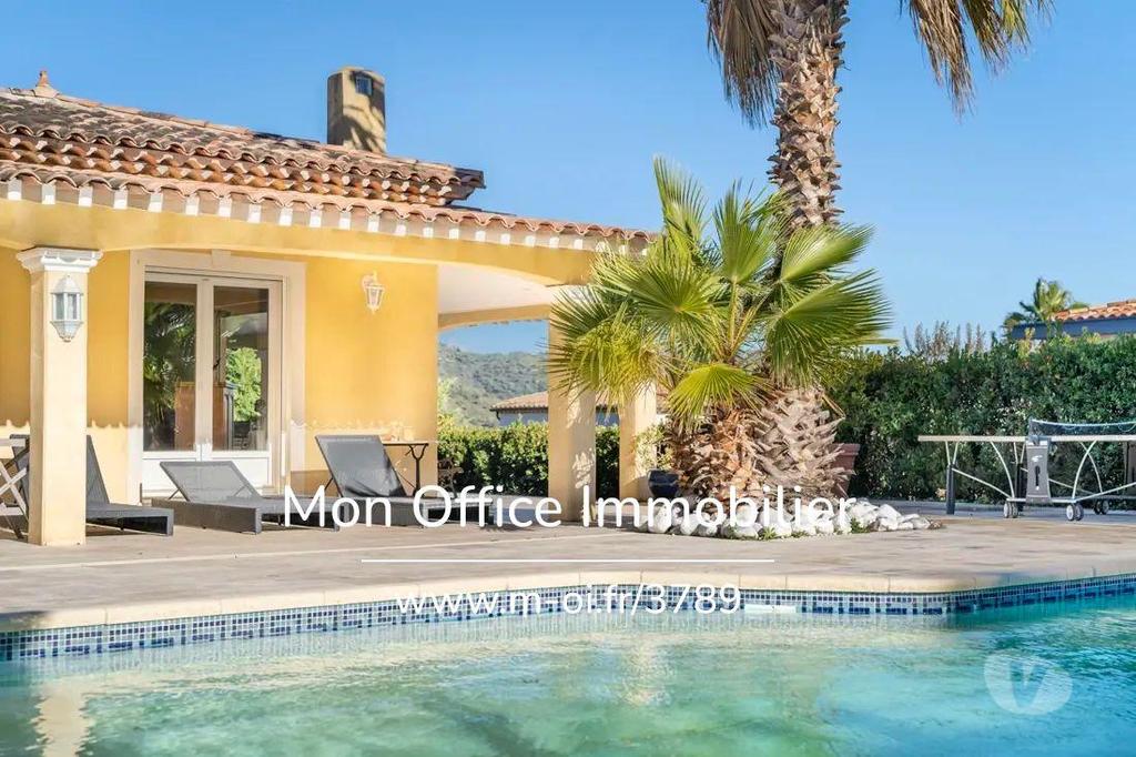 Vente Maison Var Les Adrets de l'Esterel - 83600 - Photos Vivastreet (4900-SIC) Référence : 4900-SIC - Belle maison familiale aux...