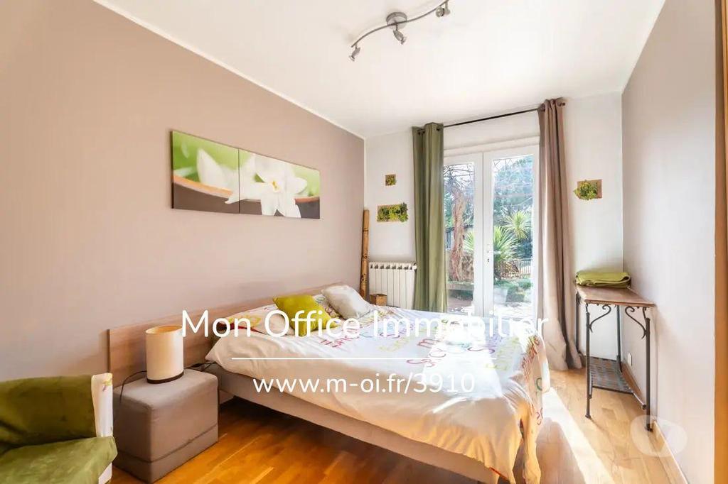 Vente Maison Bouches-du-Rhône Rognes - 13840 - Photos Vivastreet (3910-AAG.) Référence : 3910-AAG. - MAS PROVENÇAL + 2...