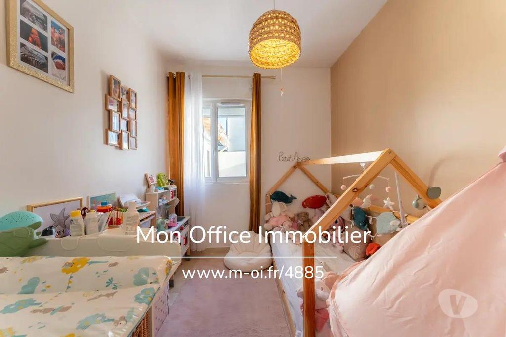 Vente Maison Bouches-du-Rhône Aubagne - 13400 - Photos Vivastreet (4885-DKE) Référence : 4885-DKE - Maison 5 pièce(s) à Aubagne...