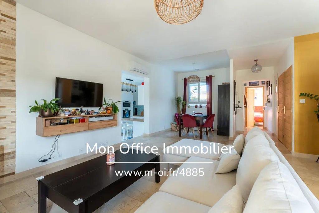 Vente Maison Bouches-du-Rhône Aubagne - 13400 - Photos Vivastreet (4885-DKE) Référence : 4885-DKE - Maison 5 pièce(s) à Aubagne...
