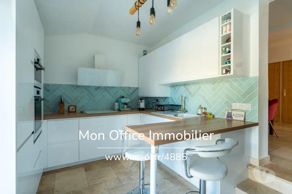 Vente Maison Bouches-du-Rhône Aubagne - 13400 - Photos Vivastreet (4885-DKE) Référence : 4885-DKE - Maison 5 pièce(s) à Aubagne...