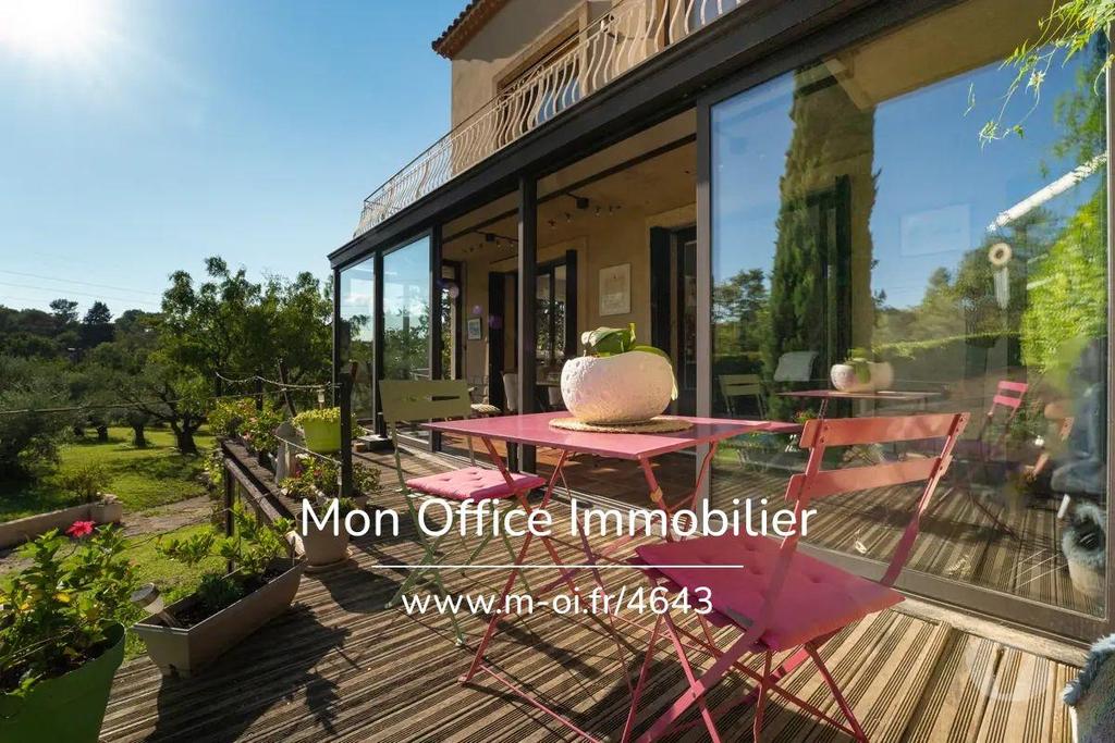 Vente Maison Bouches-du-Rhône Aix en Provence - Photos Vivastreet (4643-NFI) Référence : 4643-NFI - Propriété au calme, Montaiguet