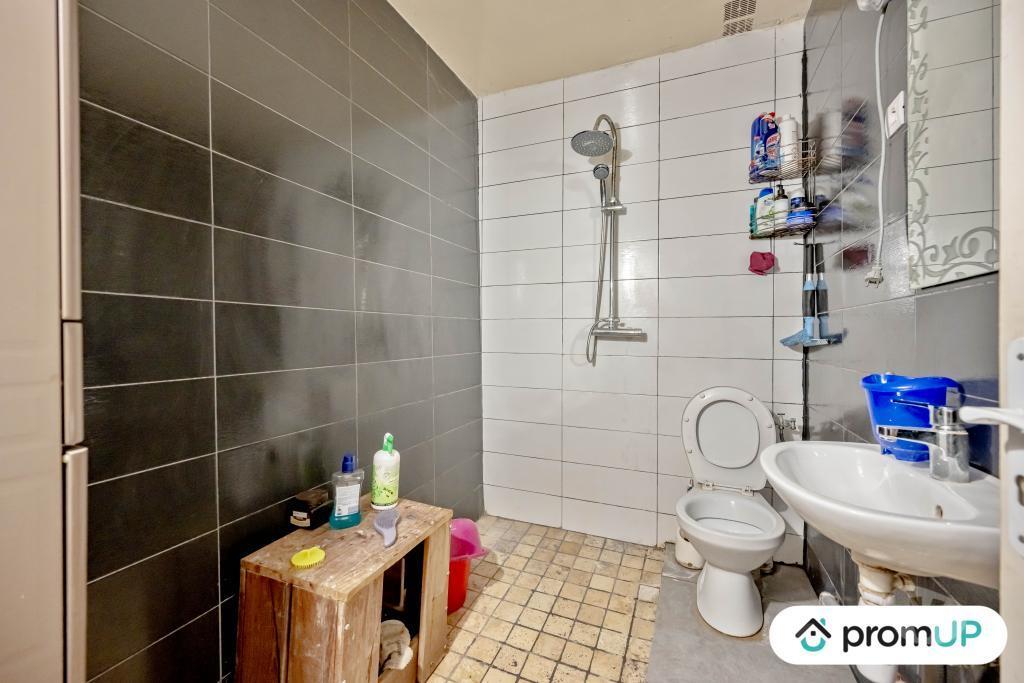 Vente Maison Var Cuers - 83390 - Photos Vivastreet (V6471) Maison de village de 170 m2 à CUERS
