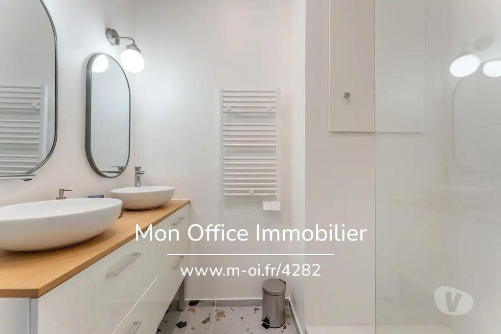 Appartements à vendre Bouches-du-Rhône Marseille - Photos Vivastreet (4705-LLE) Référence : 4705-LLE - Maison 2 pièce(s) à...