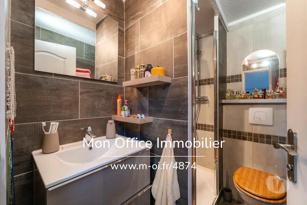 Appartements à vendre Var Pourrieres - 83910 - Photos Vivastreet (4874-ABR) Référence : 4874-ABR - Appartement 2 pièces