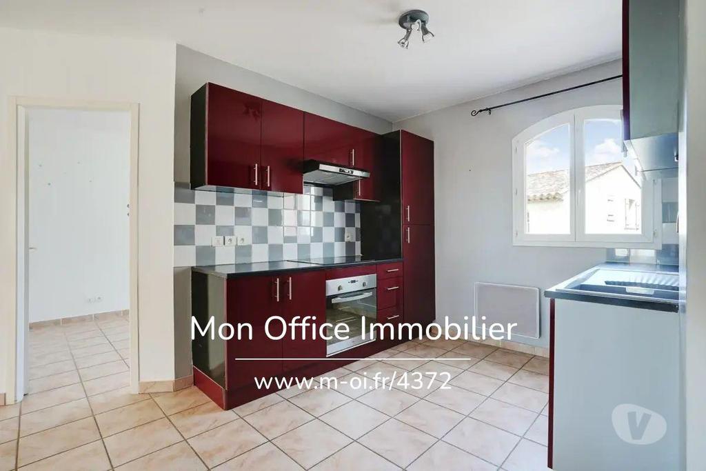 Appartements à vendre Var Rians - 83560 - Photos Vivastreet (4522-SJO) Référence : 4522-SJO - Spacieux duplex 100m2 à...