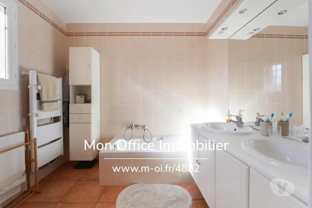 Vente Maison Bouches-du-Rhône Aix en Provence - Photos Vivastreet (4894-ETH) Référence : 4894-ETH - Exclusivité - Maison - 92m2...