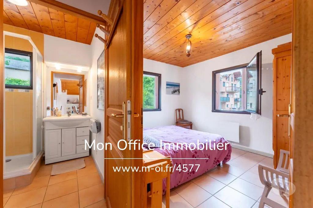 Appartements à vendre Hautes-Alpes Savines le Lac - 05160 - Photos Vivastreet (4577-MTE.) Référence : 4577-MTE. - Appartement Type 4-...