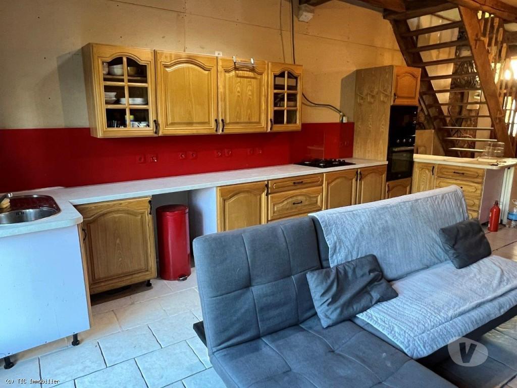 Vente Maison Vienne Civray - 86400 - Photos Vivastreet Ensemble de 2 Maisons avec Terrain et Dépendances