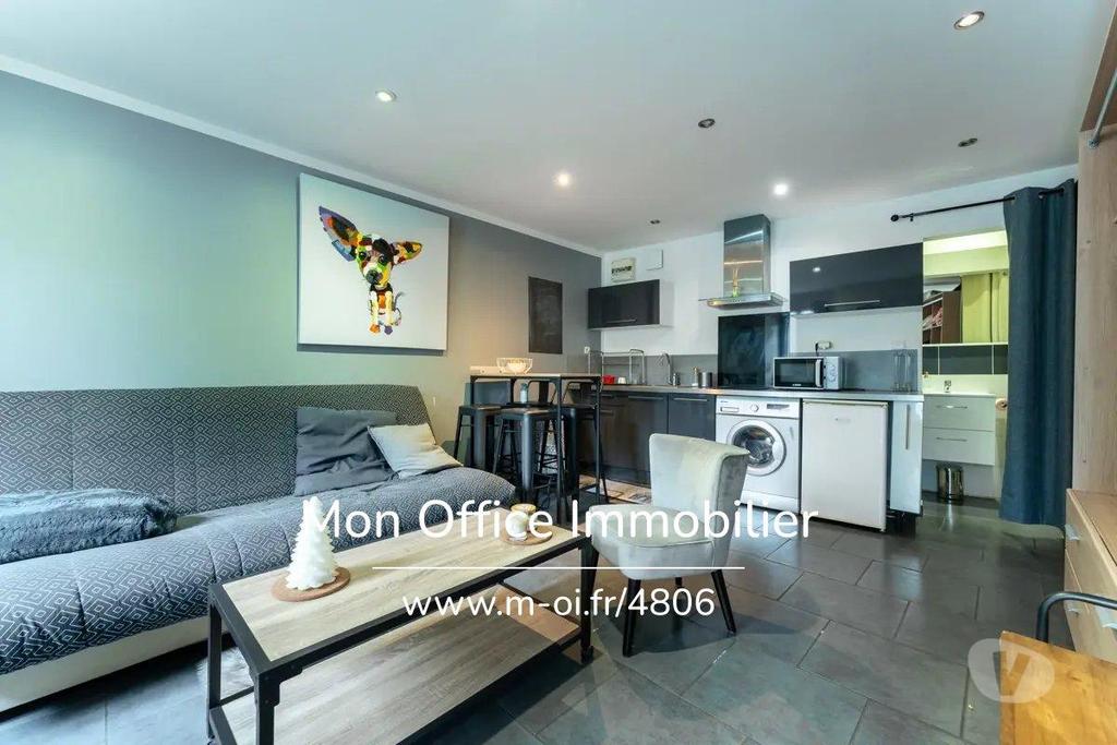 Appartements à vendre Var Belgentier - 83210 - Photos Vivastreet (4806-ASA) Référence : 4806-ASA - Appartement type studio...