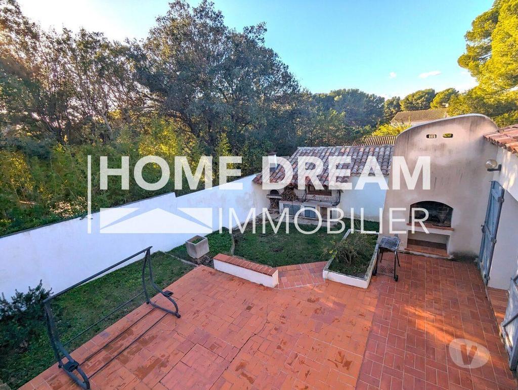 Vente Maison Var Six Fours les Plages - 83140 - Photos Vivastreet VILLA T6 - SIX-FOURS-LES-PLAGES Secteur Jaumard...
