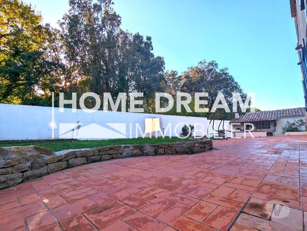 Vente Maison Var Six Fours les Plages - 83140 - Photos Vivastreet VILLA T6 - SIX-FOURS-LES-PLAGES Secteur Jaumard...