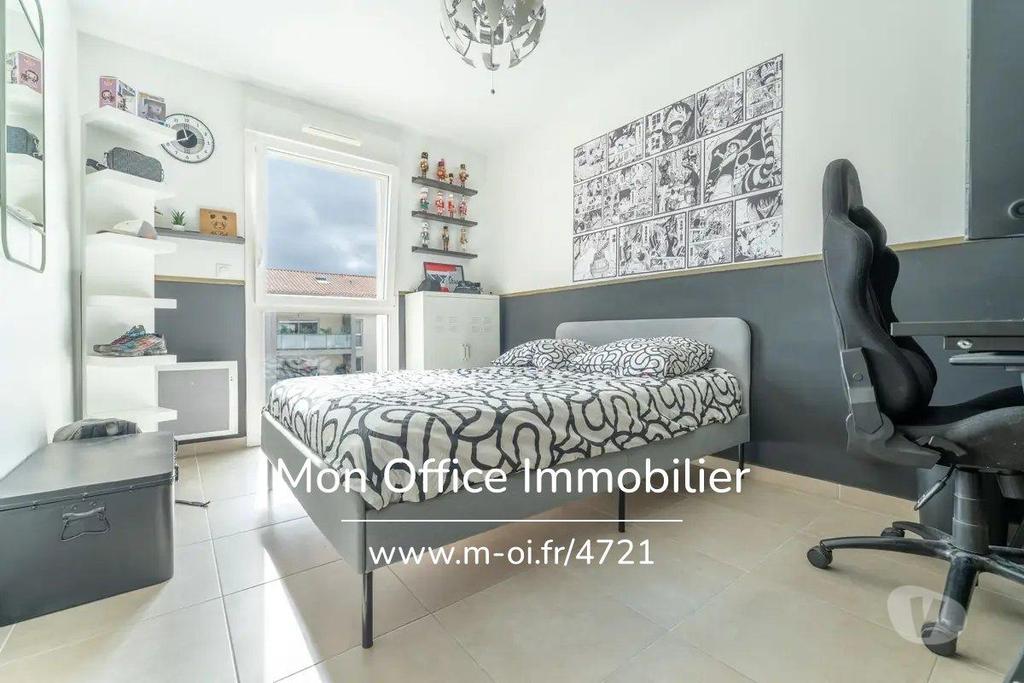 Appartements à vendre Bouches-du-Rhône Plan de Cuques - 13380 - Photos Vivastreet (4721-SCA.) Référence : 4721-SCA. - Appartement 3 pièces
