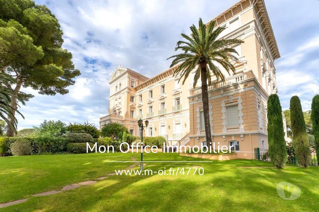 Appartements à vendre Var St Raphael - 83700 - Photos Vivastreet (4770-SIC.) Référence : 4770-SIC. - Très bel appartement...