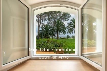 Vente Appartement St Raphael Var - Photos Vivastreet (4770-SIC.) Référence : 4770-SIC. - Très bel appartement...