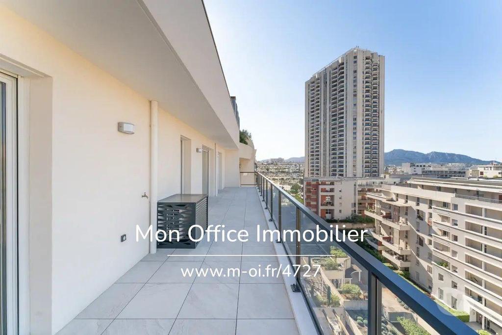 Appartements à vendre Bouches-du-Rhône Marseille - Photos Vivastreet (4727-AMA) Référence : 4727-AMA - Appartement T4 - Terrasse -...