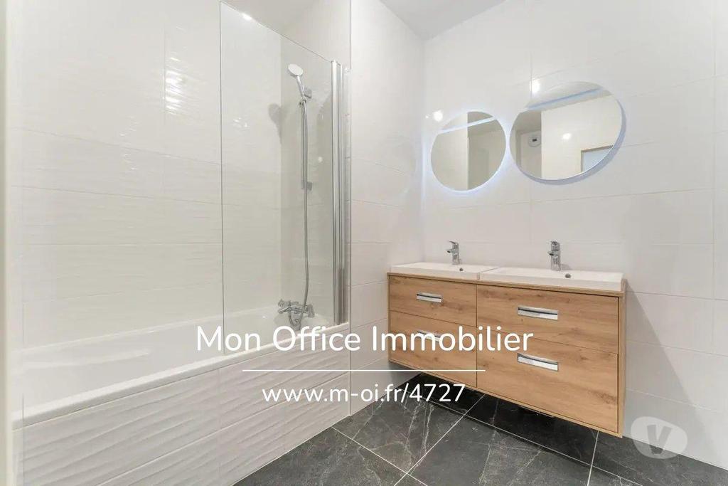 Appartements à vendre Bouches-du-Rhône Marseille - Photos Vivastreet (4727-AMA) Référence : 4727-AMA - Appartement T4 - Terrasse -...
